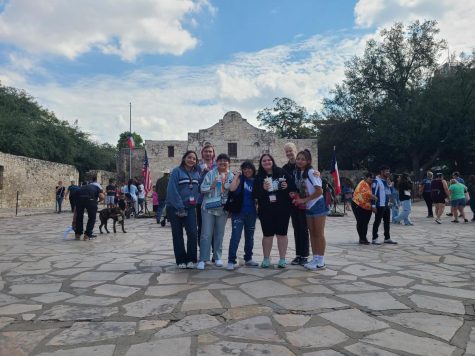 Journalist Students Visit San Antonio for TAJE Convention
